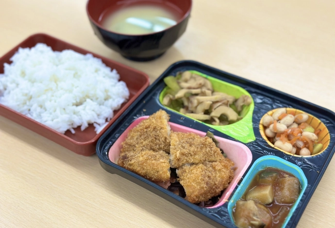 給食サービス